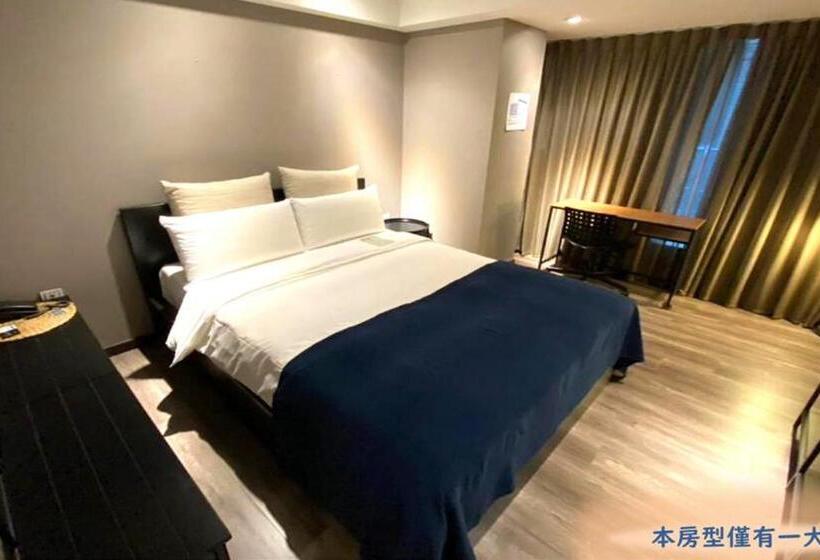 سوییت لوکس, Yomi Hotel   Shuanglian Mrt