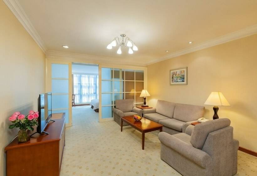 Superior Suite, Metropark Hotel Shenzhen