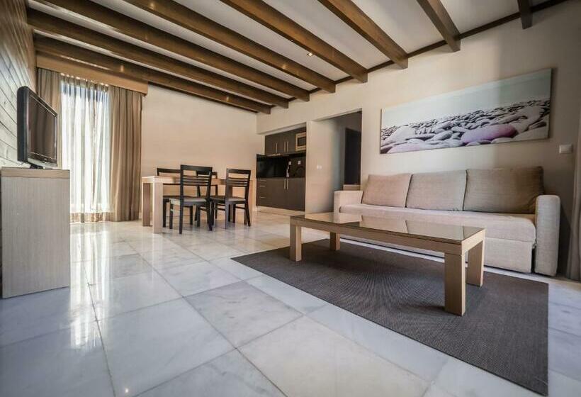Бунгало Стандарт, Topazio Vibe Beach Hotel & Apartments   Adults Friendly