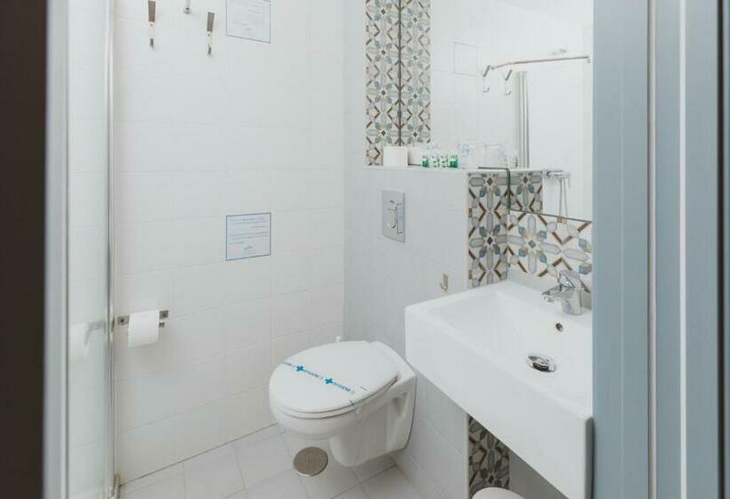 标准间, Hostal Gravina