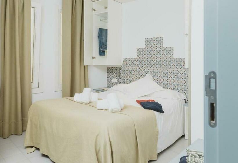 标准间, Hostal Gravina