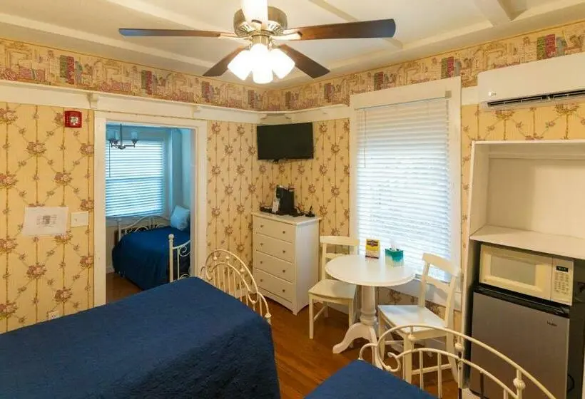 スイート, The Heirloom Inn