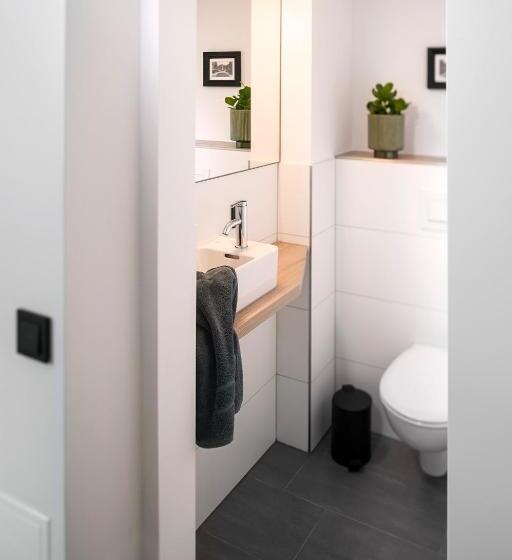 Апартаменты Пентхаус 1 Спальня, Berg Und Tal Hotel & Apartments