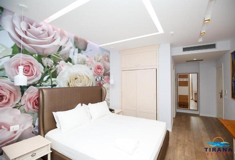 חדר סטנדרט עם מרפסת, Tirana Resort Radhime