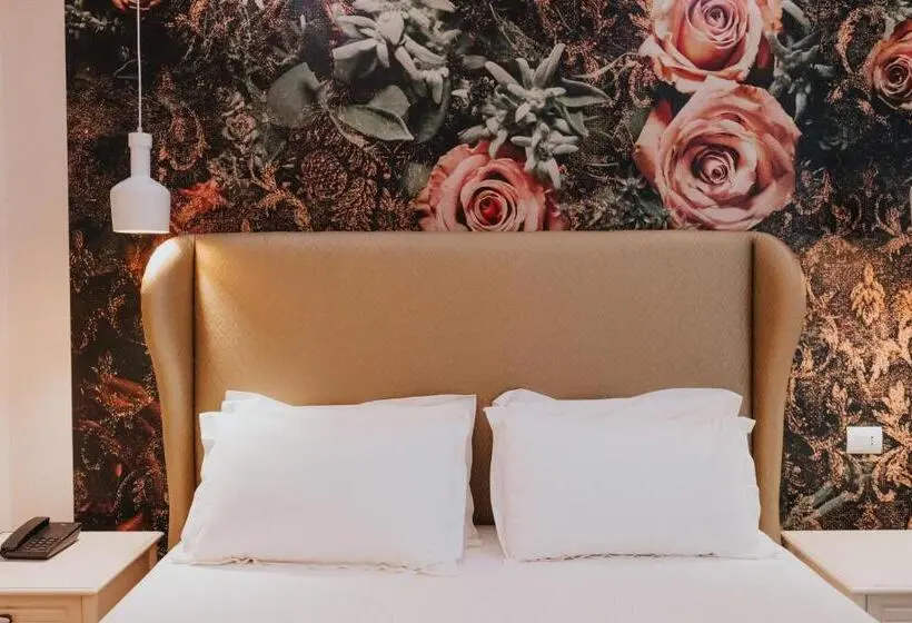 バルコニー付きスタンダードトリプルルーム, Tirana Resort Radhime