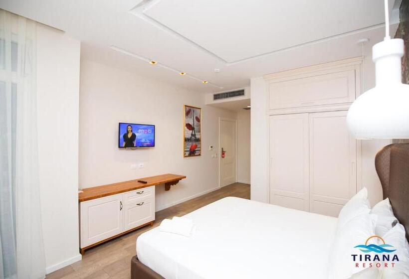 חדר סטנדרט עם מרפסת, Tirana Resort Radhime