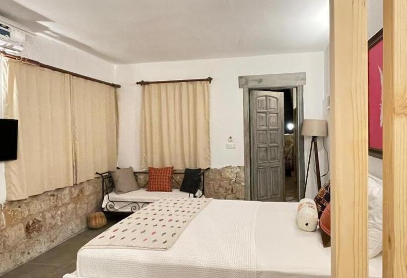 اتاق اکونومی, Kaktus Beach Apart