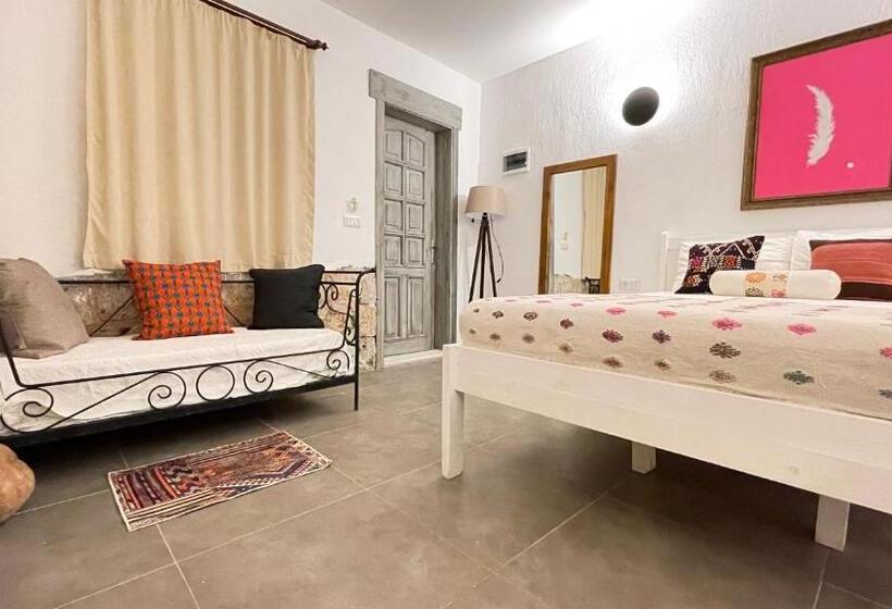 اتاق اکونومی, Kaktus Beach Apart