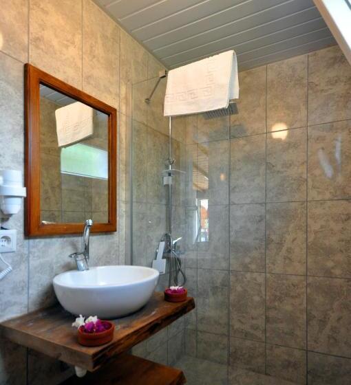 اتاق اکونومی, Kaktus Beach Apart