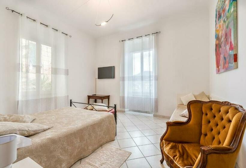 １ベッドルームアパートメント, Lia Apartment