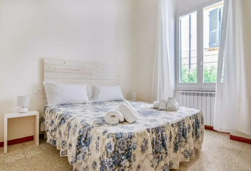 اتاق استاندارد با سرویس بهداشتی مشترک, Lia Apartment