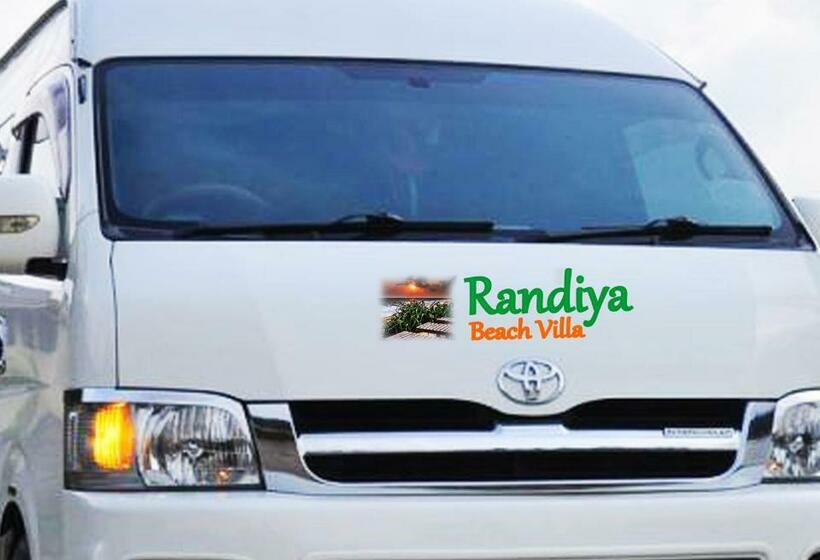 片側に海が見えるデラックスルーム, Randiya Beach Villa