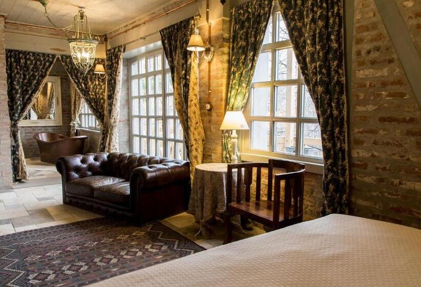 اتاق لوکس با بالکن, Vila Terrasse
