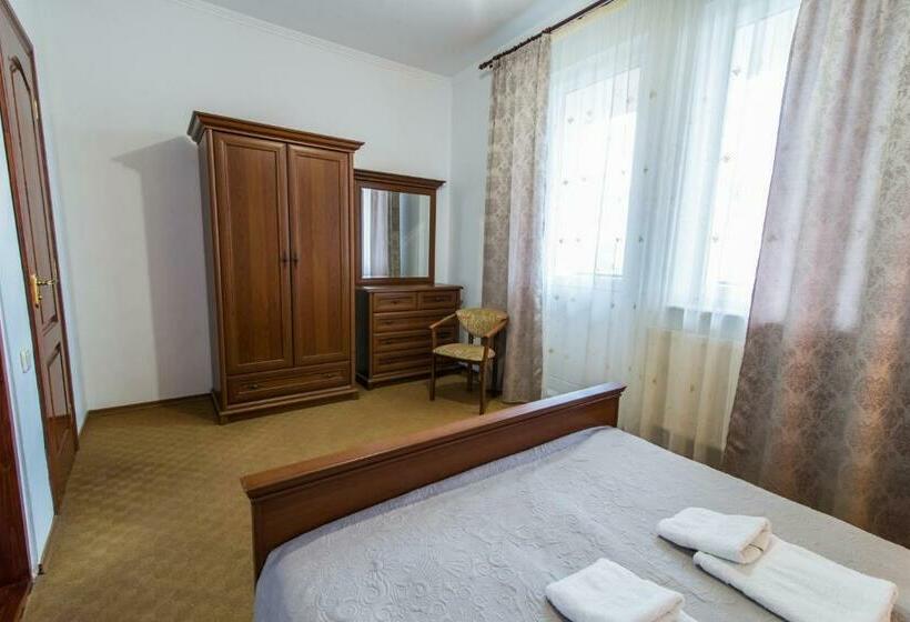 带1个卧室的带阳台的公寓, Villa Kameliya