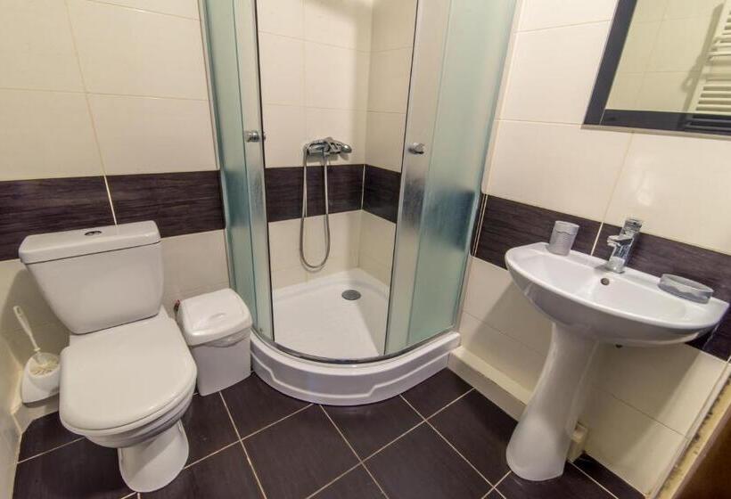 家庭套房, Villa Kameliya