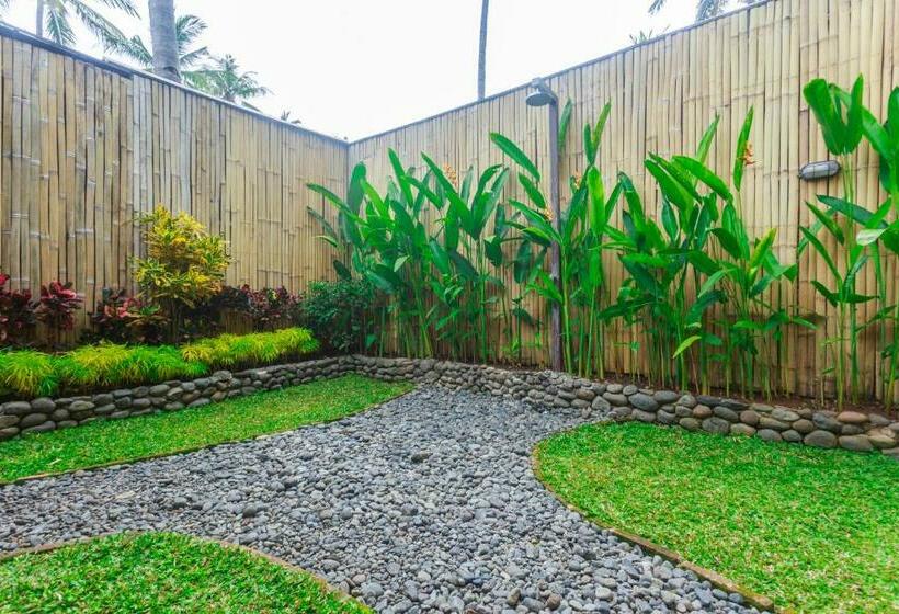 Люкс Кровать Кинг, Villa So Long Banyuwangi   Ijen