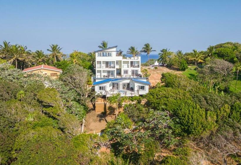 ویلای سوپریور 1 خوابه, Villa Topaz Above West Bay With 360 Degree Views!