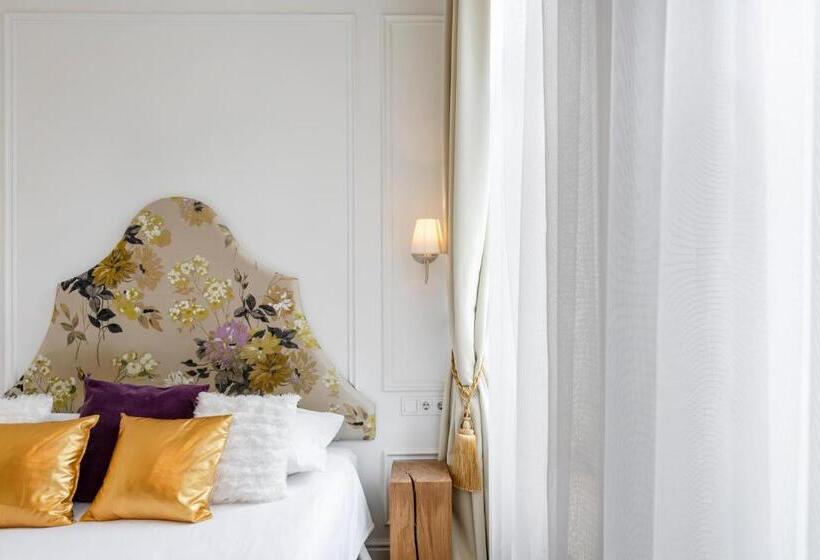 スタンダードルーム, Stepono Apartments