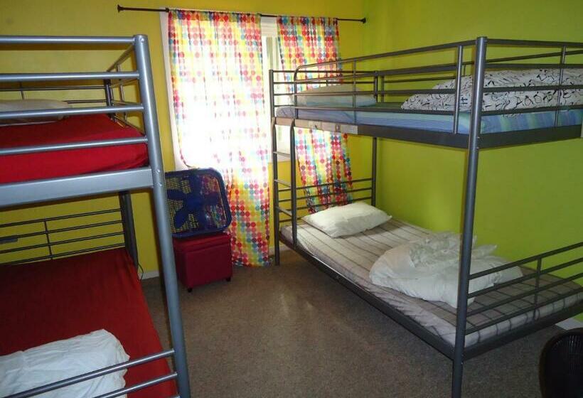 4인용 스탠다드 룸, Yosemite International Hostel