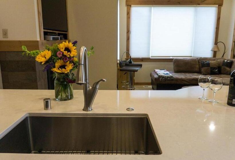 דירת שלושה חדרים, Ski Trails 4070