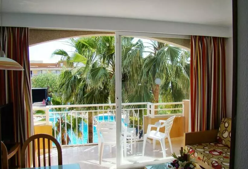 آپارتمان 1 خوابه, Club Simó