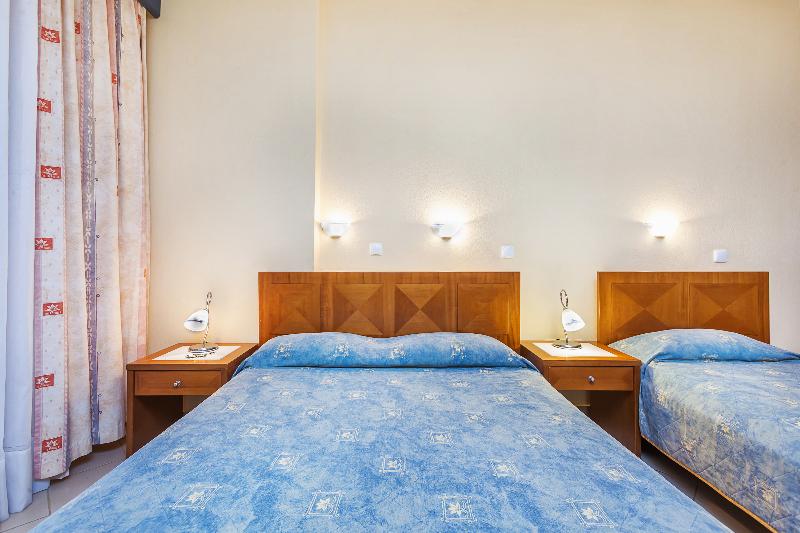 Номер Стандарт Трехместный, Atrium Hotel