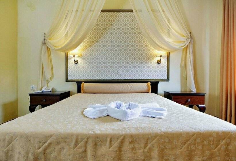 스탠다드 룸, Halepa