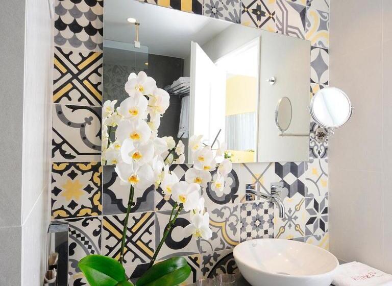 Quarto Superior, Atrium Ambiance