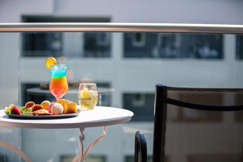 Quarto Estandar Vista Piscina, Atrium Ambiance