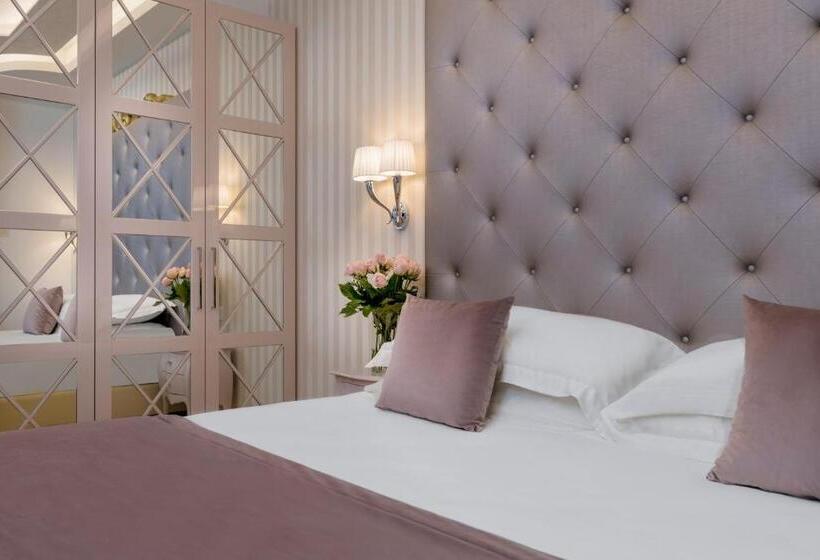 Трехместный Президентский, Grand Hotel Gallia