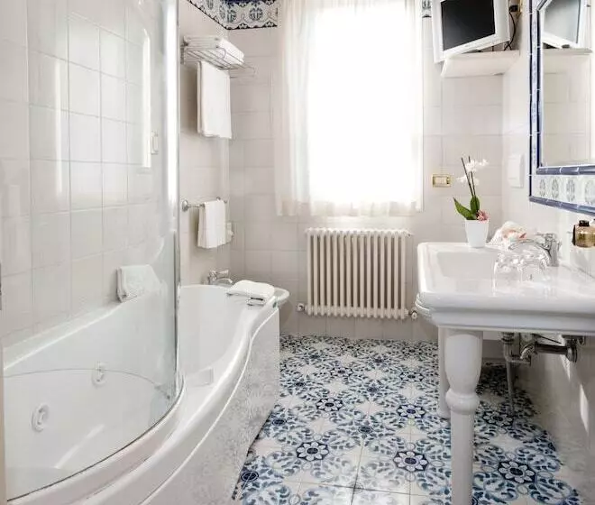 اتاق لوکس, Grand Hotel Gallia
