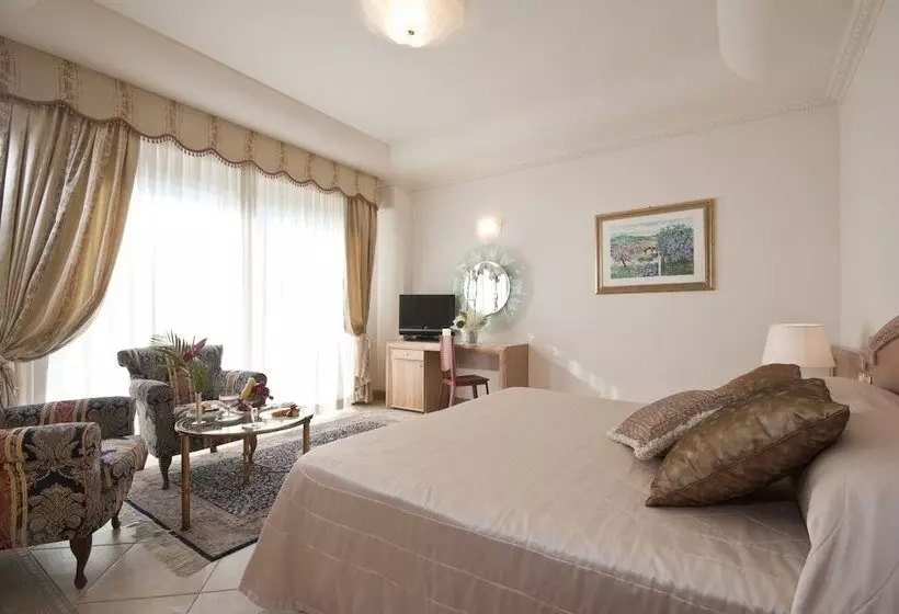 اتاق لوکس, Grand Hotel Gallia