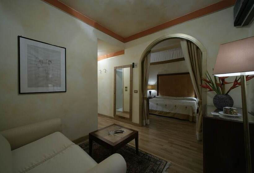 סוויטת ג'וניור, Greif