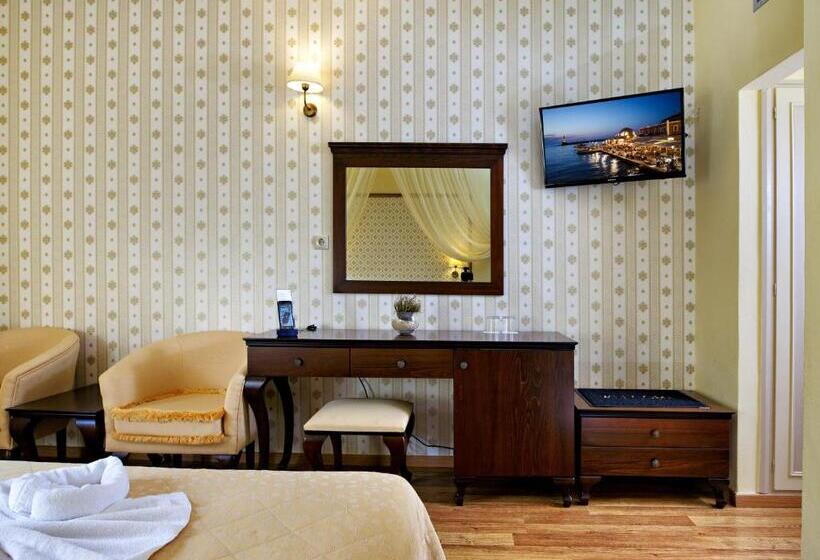 패밀리 룸, Halepa