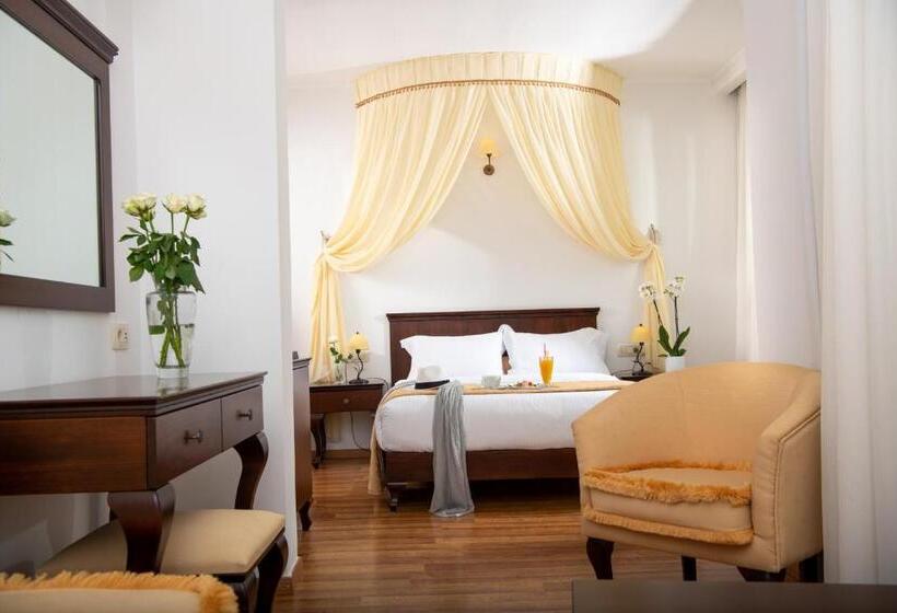 주니어 스위트, Halepa