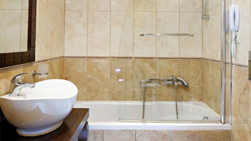 패밀리 룸, Halepa