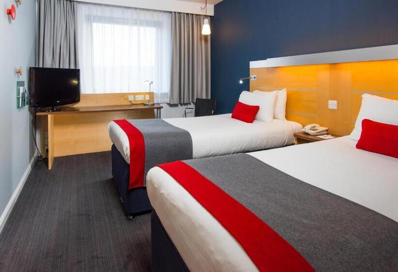스탠다드 룸, Holiday Inn Express Hemel Hempstead, An Ihg