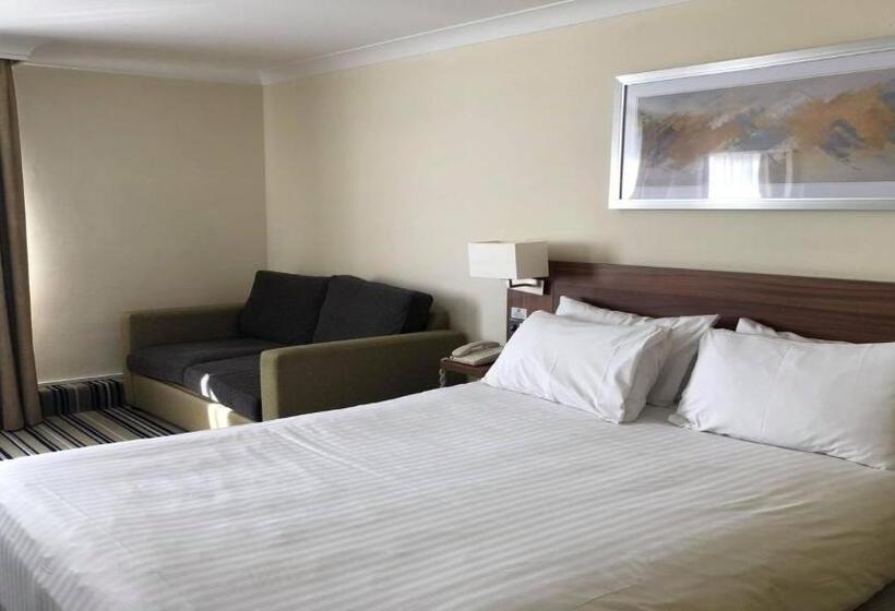 Standard Single Room Single Bed, Holiday Inn Ipswich, An Ihg