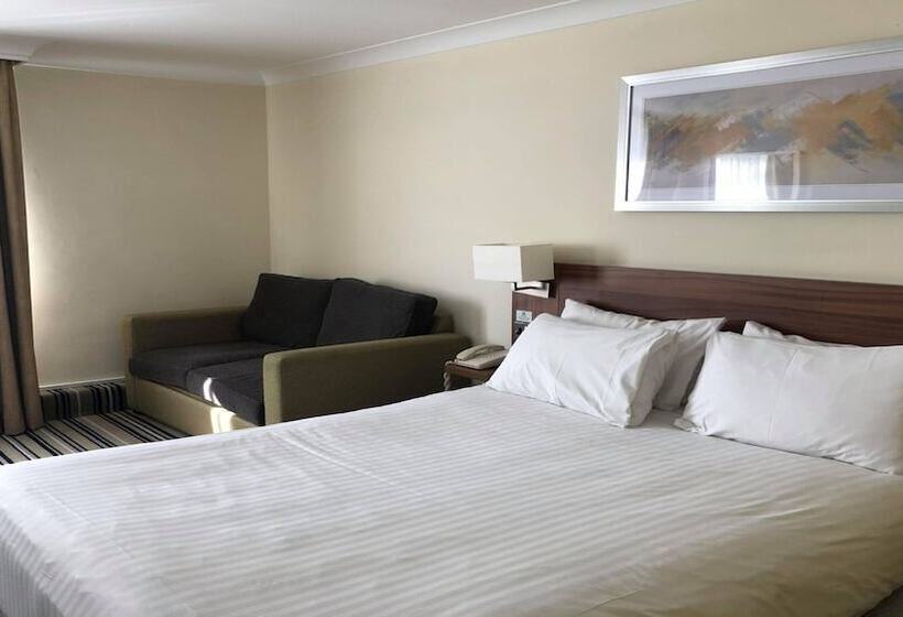 스탠다드 룸 더블 침대, Holiday Inn Ipswich, An Ihg