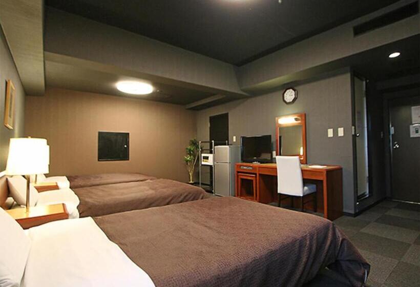 חדר סטנדרט לשלושה, Livemax Budget Yokohama Tsurumi