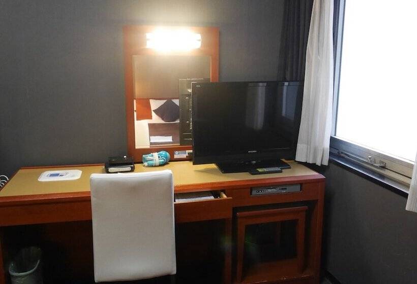 חדר סטנדרט לשלושה, Livemax Budget Yokohama Tsurumi