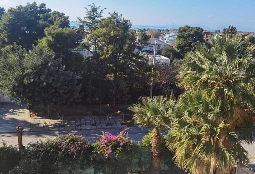 غرفة قياسية مطلّة علي الحديقة, London