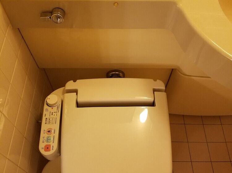 חדר אקונומי, Matsuyama Tokyu Rei