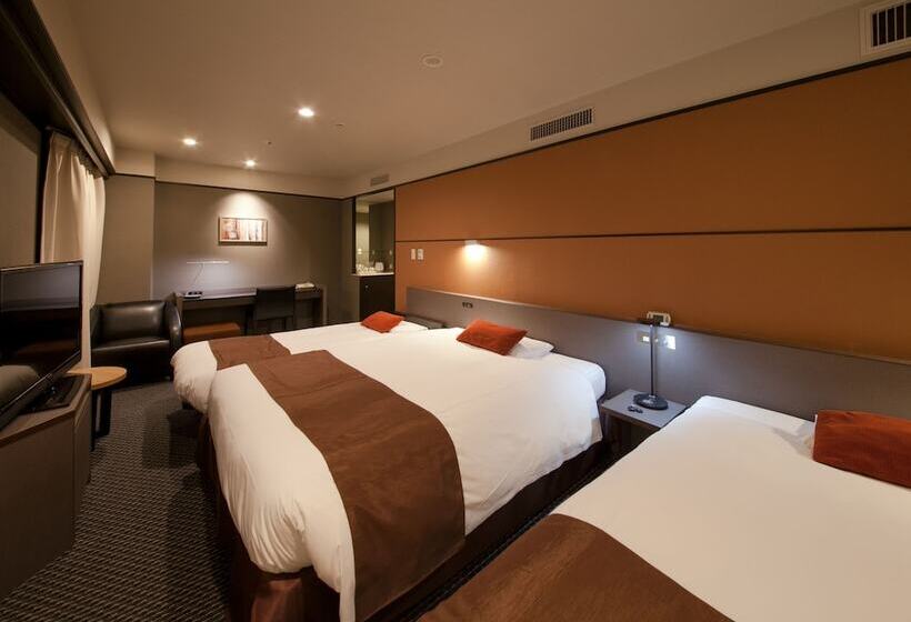 חדר סופריור לשלושה, Matsuyama Tokyu Rei