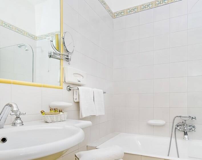 스탠다드 룸 바다 전망, Minerva