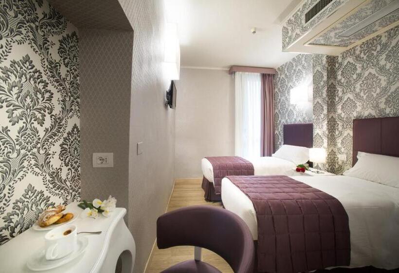 اتاق لوکس, Montreal