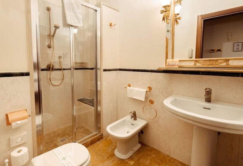 Номер Стандарт Трехместный, Palazzo Alexander