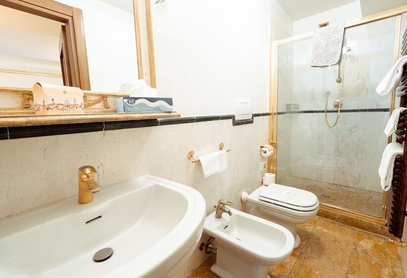 Номер Стандарт Трехместный, Palazzo Alexander