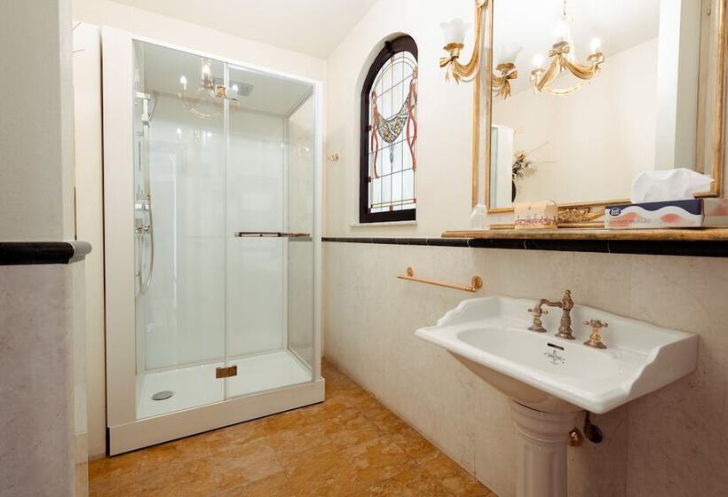 Полулюкс с Балконом, Palazzo Alexander