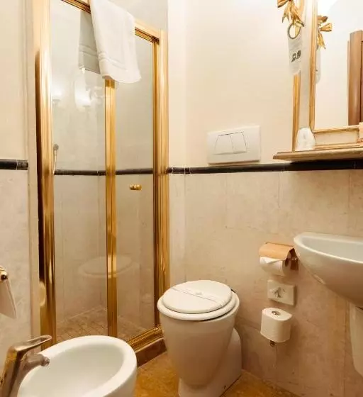 اتاق استاندارد یک نفره, Palazzo Alexander